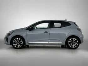 Renault Clio (2025) thumbnail 2