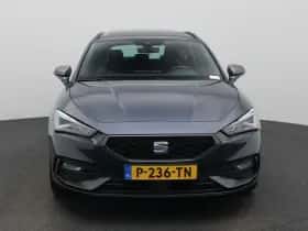 SEAT Leon (2022) thumbnail 3