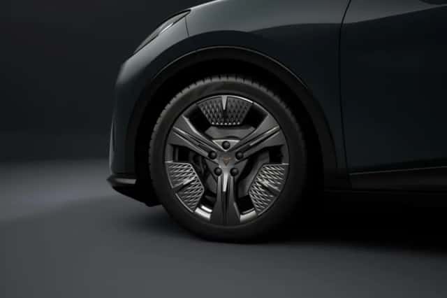 CUPRA Raval (2026) thumbnail 4