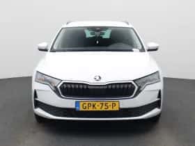 Škoda Octavia (2024) thumbnail 3