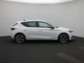 SEAT Leon (2024) thumbnail 6