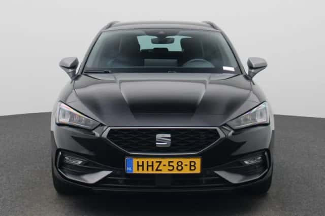 SEAT Leon (2025) thumbnail 3