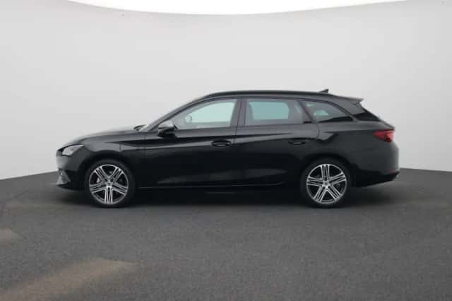 SEAT Leon (2025) thumbnail 4