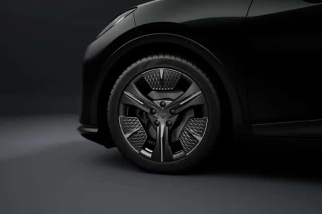 CUPRA Raval (2026) thumbnail 4