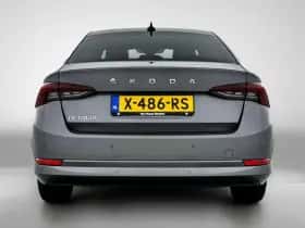 Škoda Octavia (2024) thumbnail 3