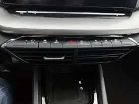 Škoda Octavia (2024) thumbnail 9