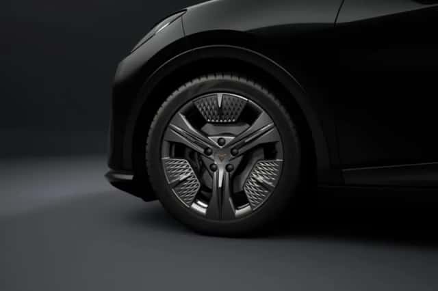 CUPRA Raval (2026) thumbnail 4