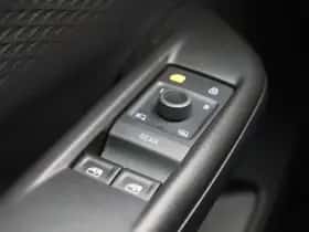 CUPRA Born (2023) thumbnail 31