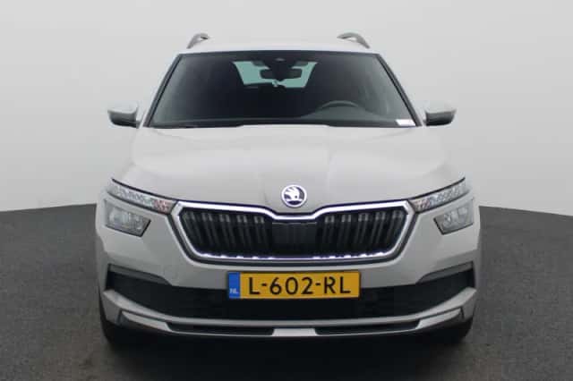 Škoda Kamiq (2021) thumbnail 3