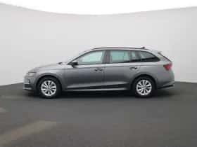 Škoda Octavia (2024) thumbnail 4