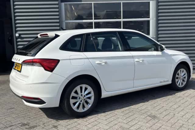 Škoda Scala (2024) thumbnail 3