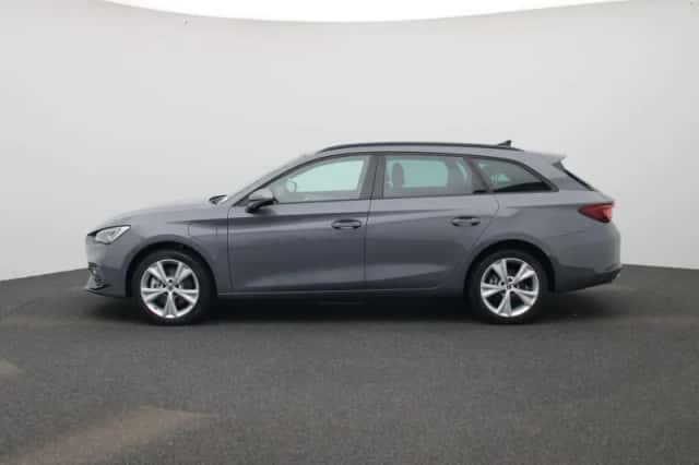 SEAT Leon (2025) thumbnail 4