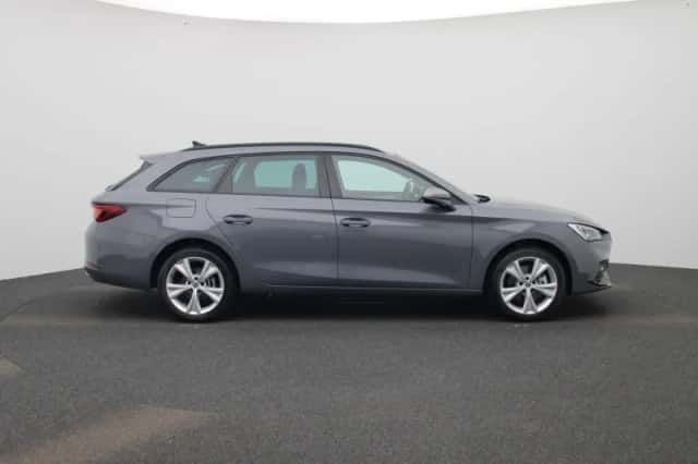SEAT Leon (2025) thumbnail 6