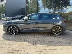 CUPRA Leon (2025) thumbnail 2