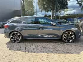 CUPRA Leon (2025) thumbnail 5