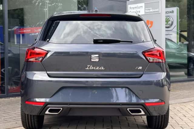 SEAT Ibiza (2024) thumbnail 4