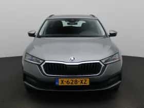 Škoda Octavia (2024) thumbnail 3