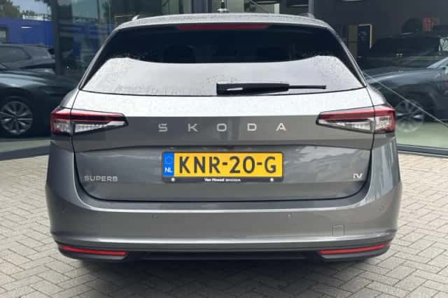 Škoda Superb (2026) thumbnail 4