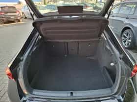 Škoda Octavia (2024) thumbnail 5