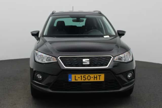 SEAT Arona (2021) thumbnail 3
