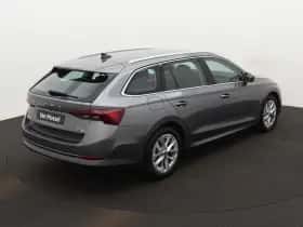 Škoda Octavia (2024) thumbnail 3