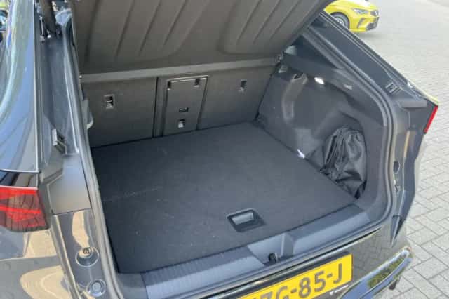 CUPRA Tavascan (2026) thumbnail 6