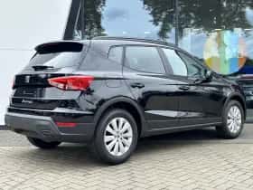SEAT Arona (2024) thumbnail 3