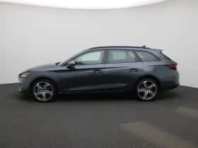 SEAT Leon (2025) thumbnail 4