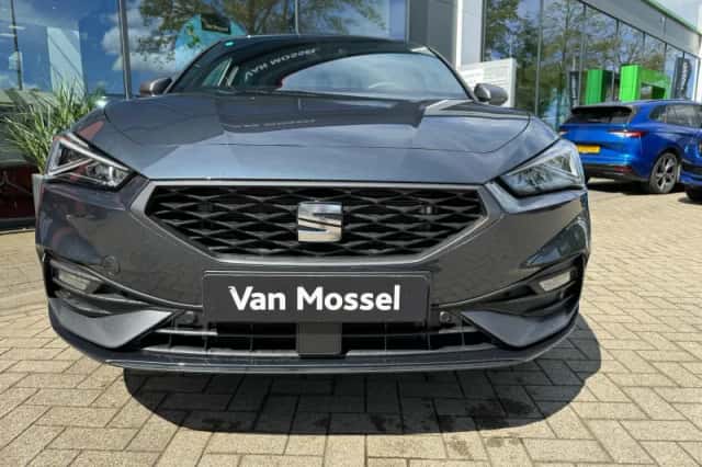 SEAT Leon (2026) thumbnail 3