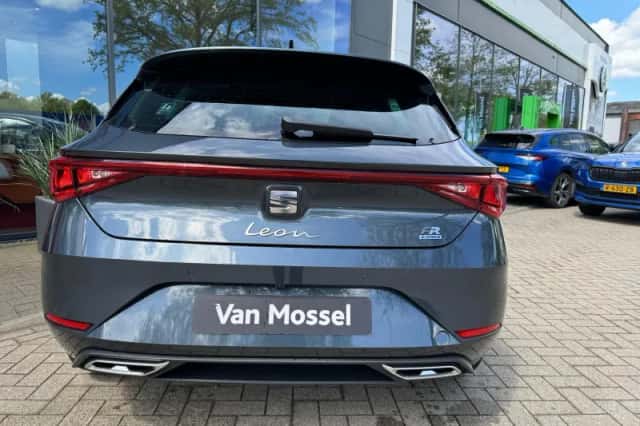SEAT Leon (2026) thumbnail 4