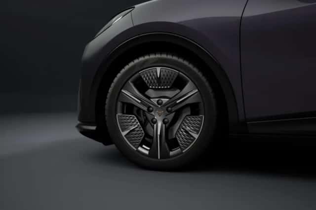 CUPRA Raval (2026) thumbnail 4