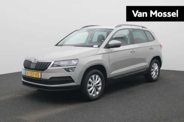 Škoda Karoq (2021) thumbnail 1
