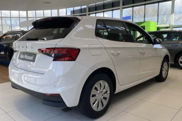 Škoda Fabia (2024) thumbnail 2