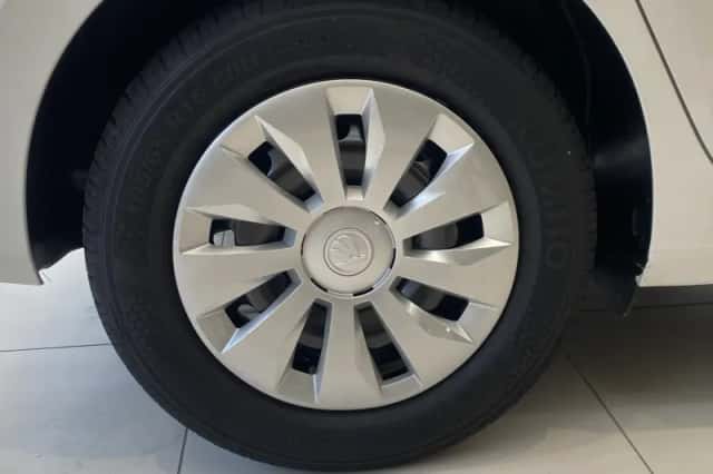 Škoda Fabia (2024) thumbnail 3