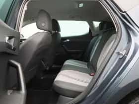 SEAT Leon (2023) thumbnail 12