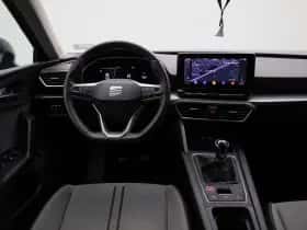 SEAT Leon (2023) thumbnail 7