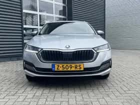 Škoda Octavia (2024) thumbnail 2