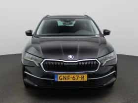 Škoda Octavia (2024) thumbnail 3
