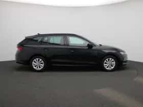 Škoda Octavia (2024) thumbnail 6