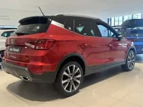 SEAT Arona (2024) thumbnail 2