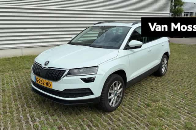 Škoda Karoq (2018) thumbnail 1