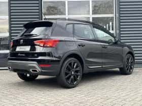 SEAT Arona (2025) thumbnail 3