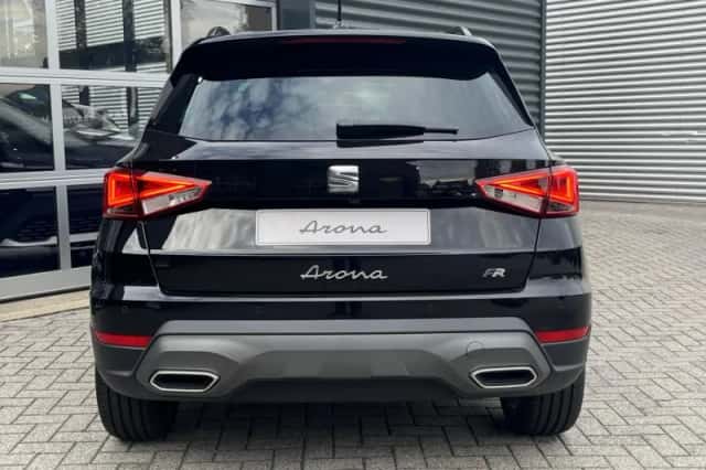SEAT Arona (2025) thumbnail 4