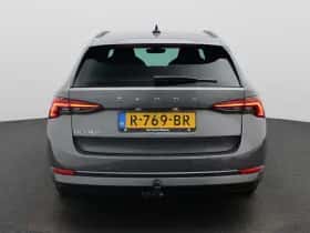 Škoda Octavia (2022) thumbnail 5