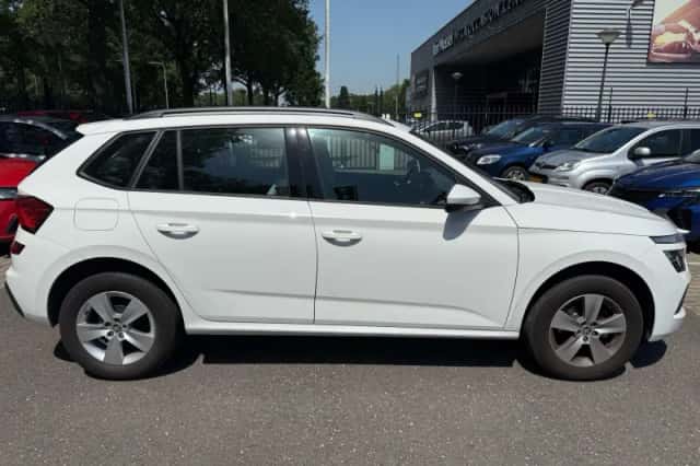 Škoda Kamiq (2024) thumbnail 4