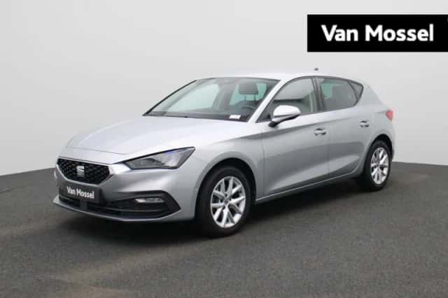 SEAT Leon (2023) thumbnail 1