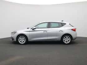 SEAT Leon (2023) thumbnail 4