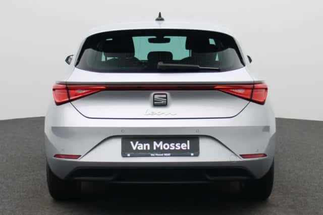 SEAT Leon (2023) thumbnail 5