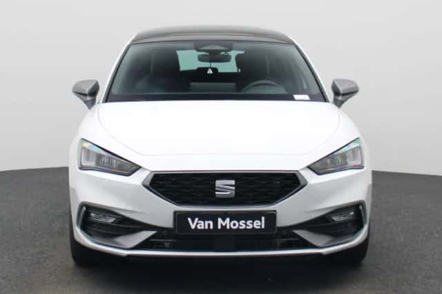 SEAT Leon (2026) thumbnail 3
