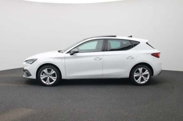 SEAT Leon (2026) thumbnail 4